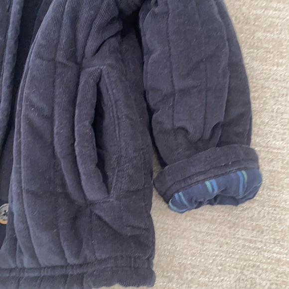 Genuine Kids from Oshkosh navy blue quilted soft corduroy jacket. Size 2T EUC. - Picture 4 of 7